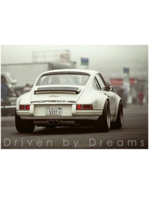 Poster Porsche Klasik Araba Driven By Dreams Kuşe Kalın