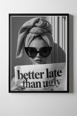 Poster - Better Late Than Never Bornozlu Kadın Portresi - Vintage Kadın